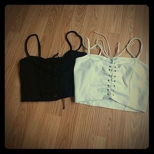 2 crop tops